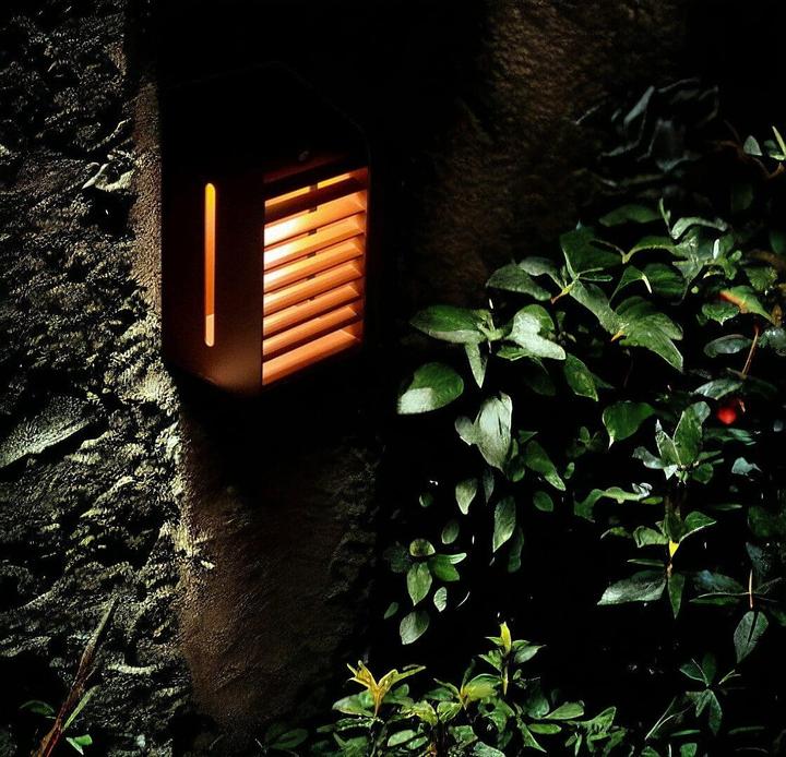 Actual product image Les Jardins Corner applique murale solaire 500 lumens (500 lm)