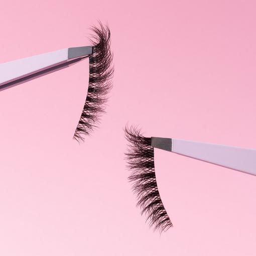 Actual product image essence what the FAKE! false lashes (Artificial eyelashes)