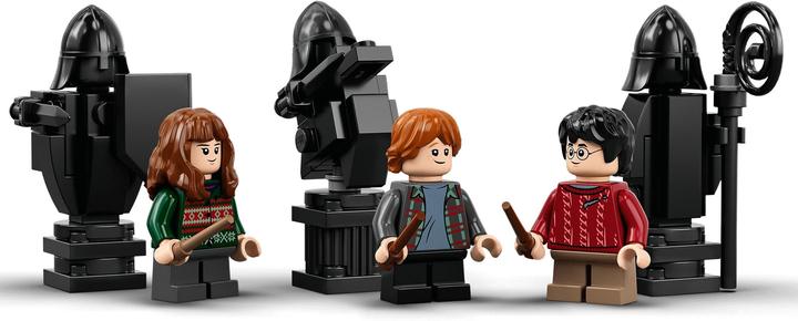 Actual product image LEGO Hogwarts Wizard Chess (76392, LEGO Harry Potter, LEGO Rare Sets)
