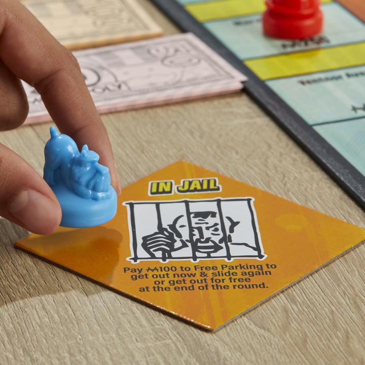 Actual product image Hasbro Gaming Monopoly (Italian)