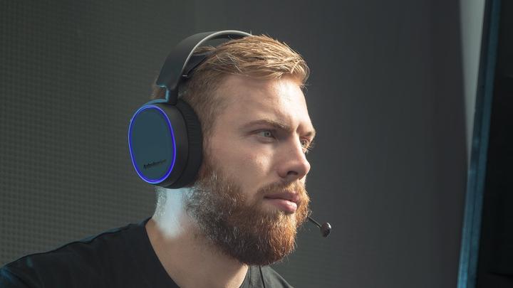 Immagine prodotto SteelSeries Arctis 5 (RGB) (Cablato)