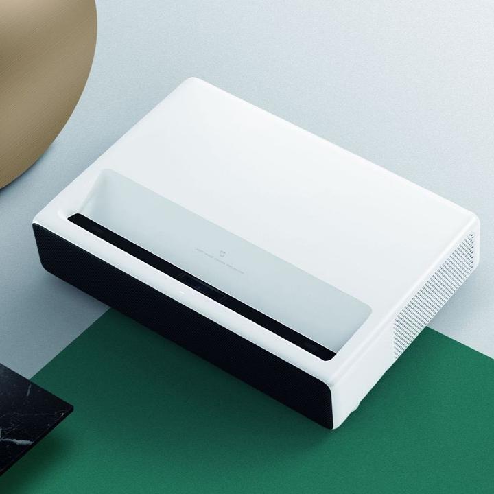 Produktbild Xiaomi Mi Laser Projector 150" (Full HD, 1600 lm, 0.233:1)