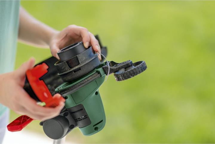 Actual product image Bosch Home & Garden UniversalGrassCut 18V-26 (Trim line)