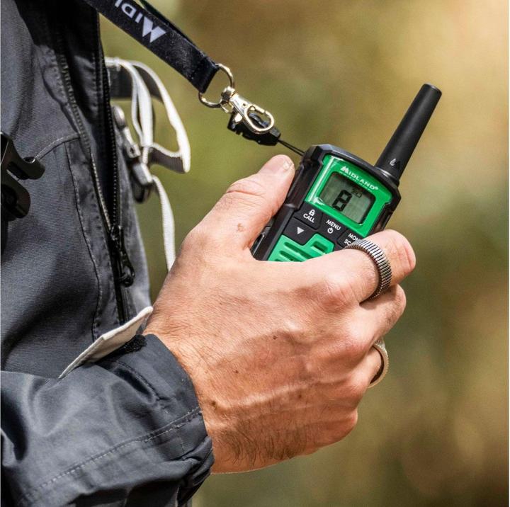 Actual product image Midland XT30 PRO - Portofoonset - Walkie Talkie - PMR446 - Set van 2 stuks - C1463 (6 km)