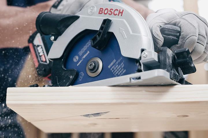 Produktbild Bosch Professional Zubehör Akku-Kreissägeblatt Expert for Wood, 250 x 2,1/1,6 x 30, 48 Zähne