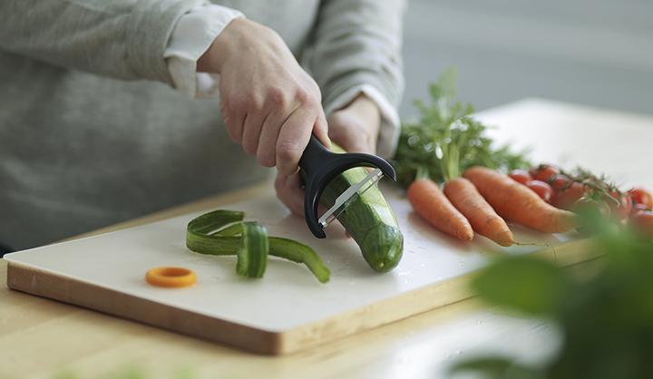 Produktbild Fiskars Gemüseschäler