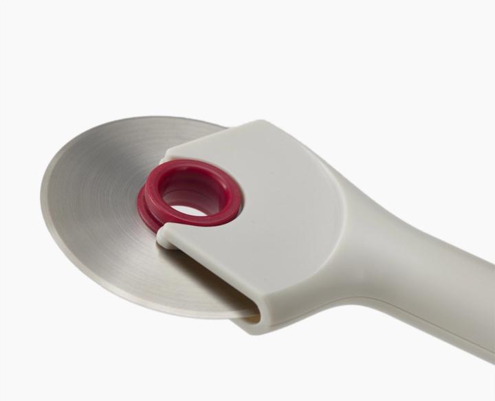 Actual product image Joseph Joseph Ringo pizza cutter grey red