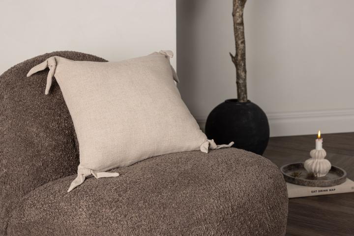 Actual product image Venture Home Nora (40 x 40 cm)