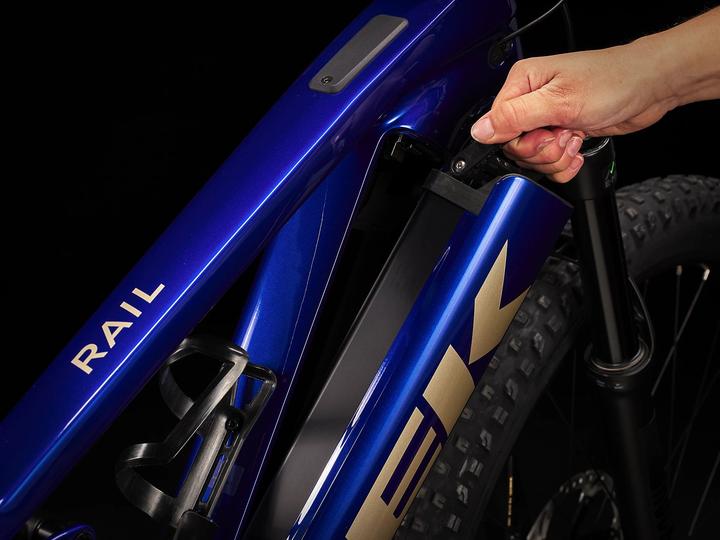 Produktbild Trek Rail 9.5 Gen 4 Hex Blue