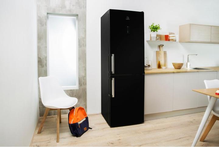 Actual product image Indesit vrijstaande koelvries/combinatie (339 l)