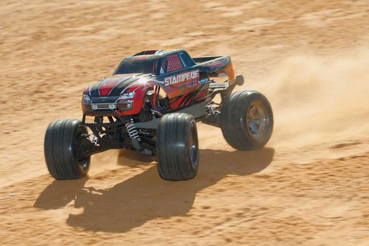 Produktbild Traxxas stampede 4x4 vxl rot rtr ohne akku/lad er 1/10 4wd monster truck brushless (RTR Ready-to-Run)