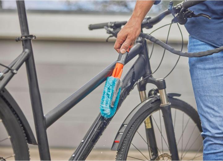 Produktbild Gardena Cleansystem Fahrrad Wasch-Set