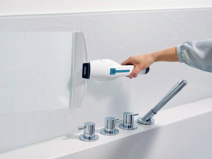 Actual product image Leifheit Bathroom nozzle window and bathroom vacuum cleaner Nemo