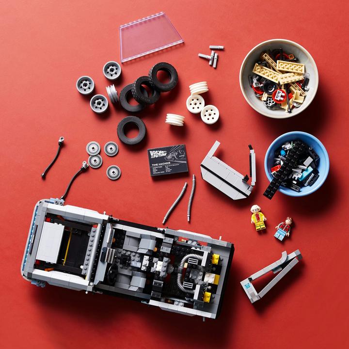 Actual product image LEGO Time machine from Back to the Future (10300, LEGO Icons, LEGO Rare Sets)