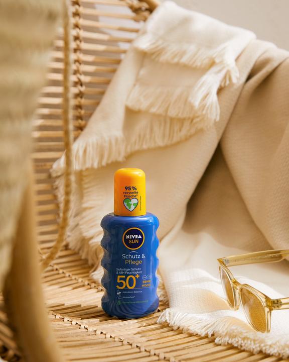 Actual product image NIVEA Protect & Moisture (Sun spray, SPF 50+, 200 ml, 237 g)