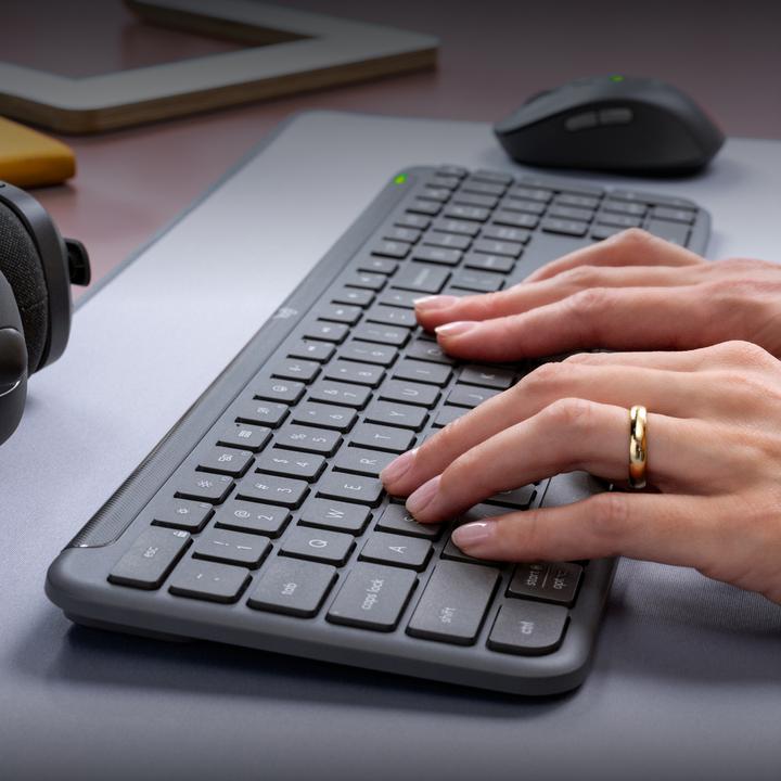 Produktbild Logitech Signature Slim Combo MK950 (CH, Kabellos)