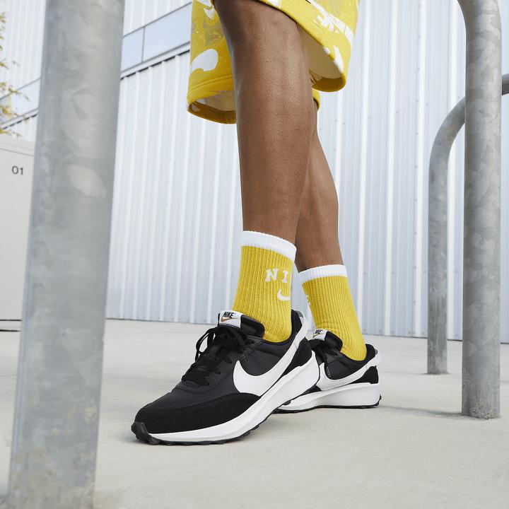 Image du produit Nike Chaussures Hommes Waffle Debut, BLACK/WHITE-ORANGE-CLEAR 7.5 (40.5)