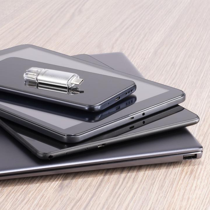 Produktbild Hama C-Laeta (64 GB, USB-A, USB-C)