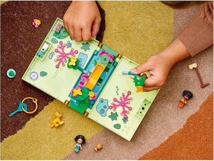 Actual product image LEGO Antonio's magic door (43200, LEGO Disney)