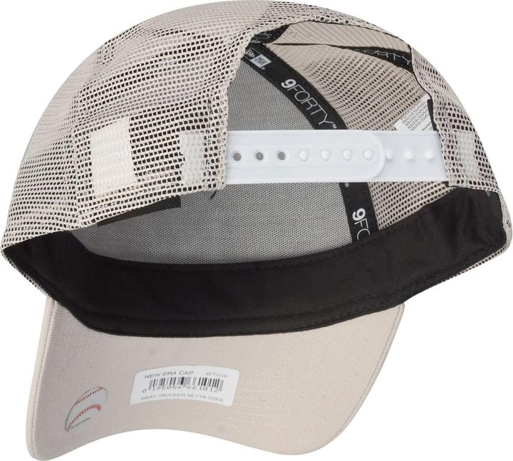 Actual product image New Era 9Forty Trucker New York Yankees