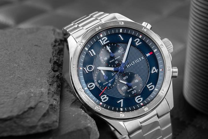 Produktbild Tommy Hilfiger Axel (Chronograph, 45 mm)