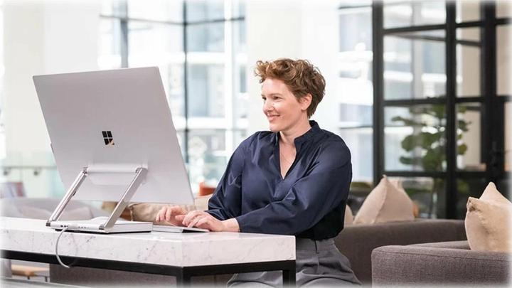 Produktbild Microsoft Surface Studio 2+ for business (Intel Core i7-11370H, 32 GB, 1000 GB, GeForce RTX 3060)