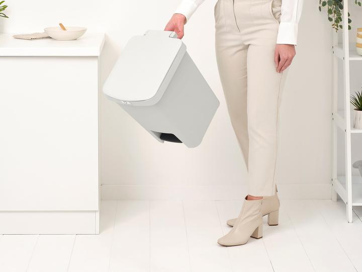 Actual product image Brabantia StepUp Bin (25 l)