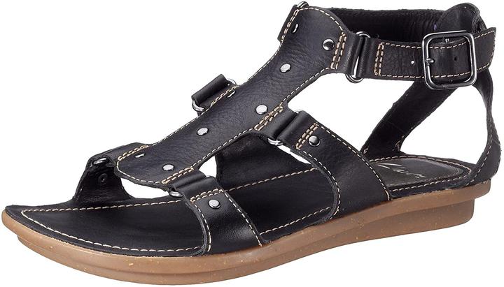 Clarks Powder Shaker (40)