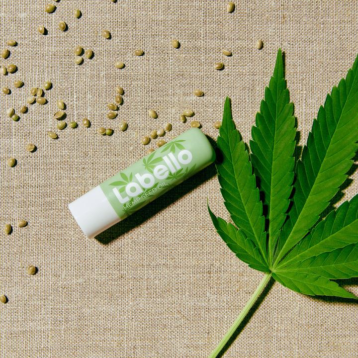 Produktbild Labello Naturally Vegan Hanföl (Balsam, 5.20 ml)