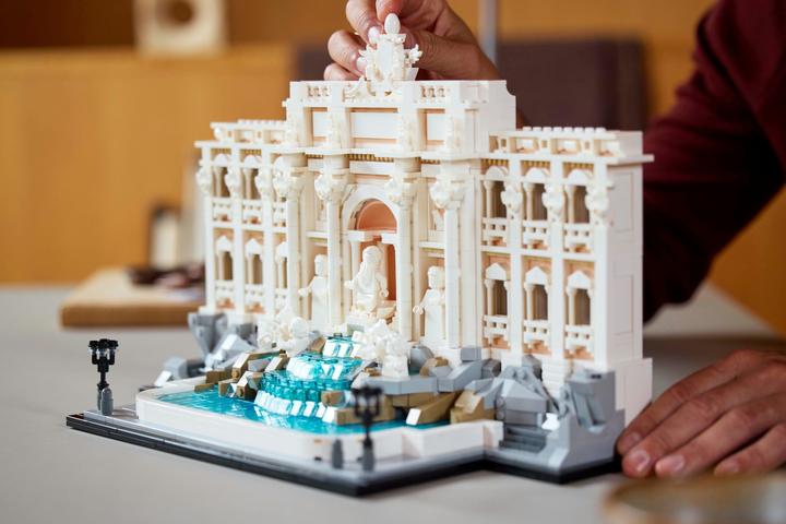Immagine prodotto LEGO Fontana di Trevi (21062, LEGO Architecture)