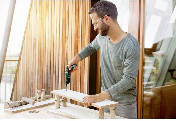 Actual product image Bosch Home & Garden IXO 7-Set (Rechargeable battery operated)