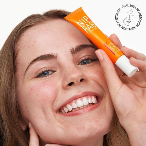 Actual product image Nip + Fab Illuminate Vitamin C Fix Eye Cream 10% (15 ml)