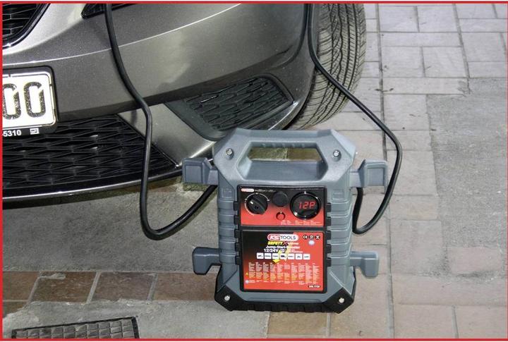 Actual product image KS Tools Energy station booster 12/24 V. 1400 - 700 A (4400 A, 22000 mAh)