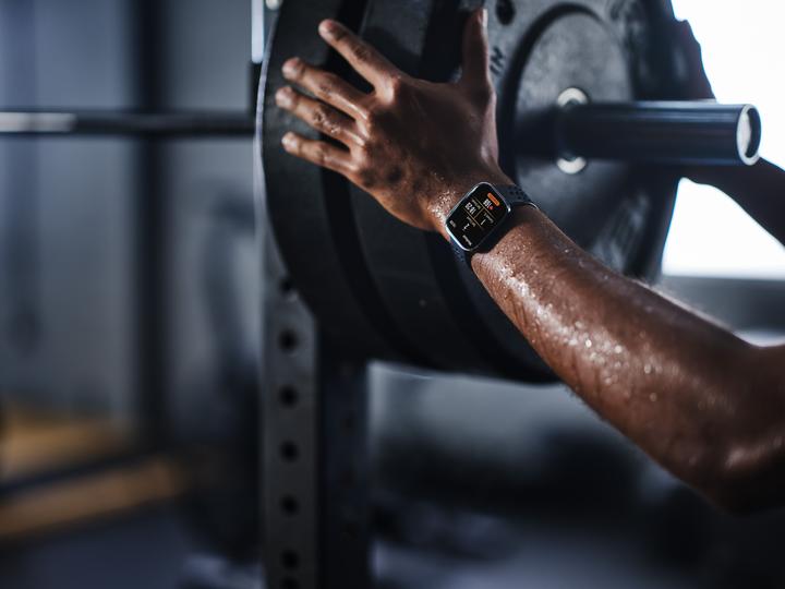 Produktbild Amazfit BIP 6, BLACK