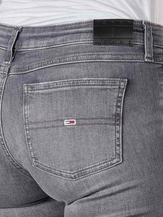 Actual product image Tommy Hilfiger SOPHIE LW SKN CE187 (W32/L32)