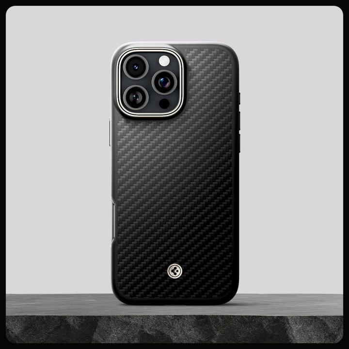 Actual product image Spigen Enzo Aramid Mag Magsafe case for iPhone 16 Pro Max 6,9" black/natural (Apple iPhone 16 Pro Max)