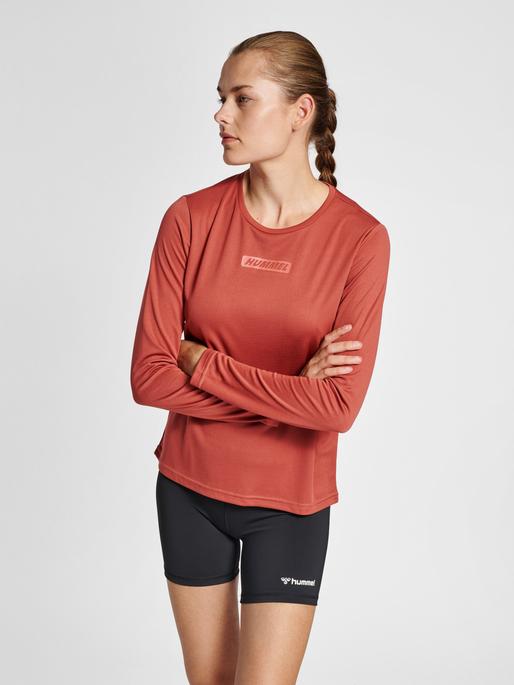 Actual product image hummel Te Tola T-Shirt L/S (L)
