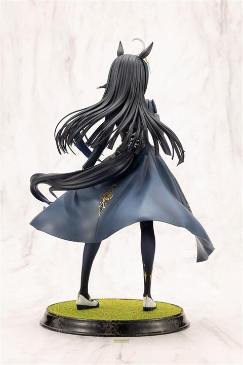 Actual product image Kotobukiya Uma Musume Pretty Derby PVC Statue 1/7 Manhattan Cafe 26 cm