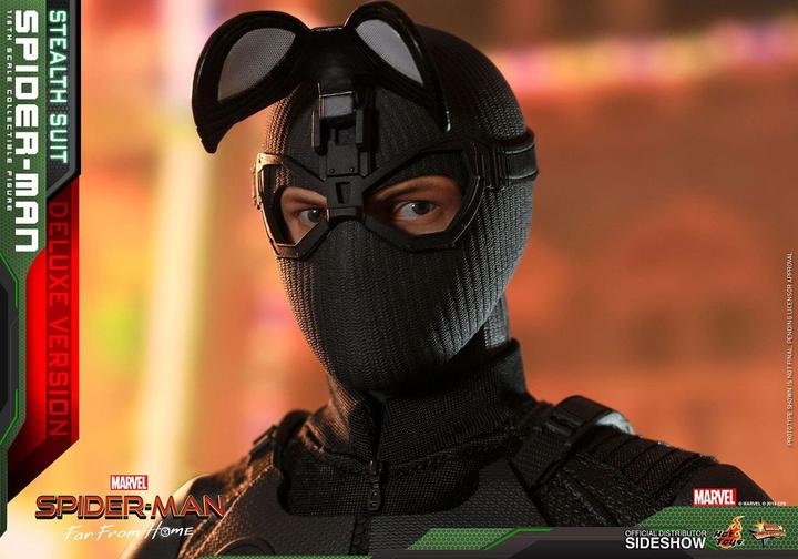 Actual product image Hot Toys Far from Home "Stealth Suit Spider-Man" 1/6 Scale Figure Deluxe Version