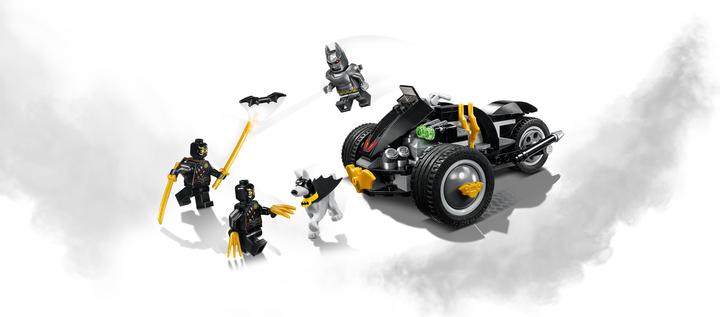 Actual product image LEGO Batman Attack of the Talons (76110, LEGO DC)
