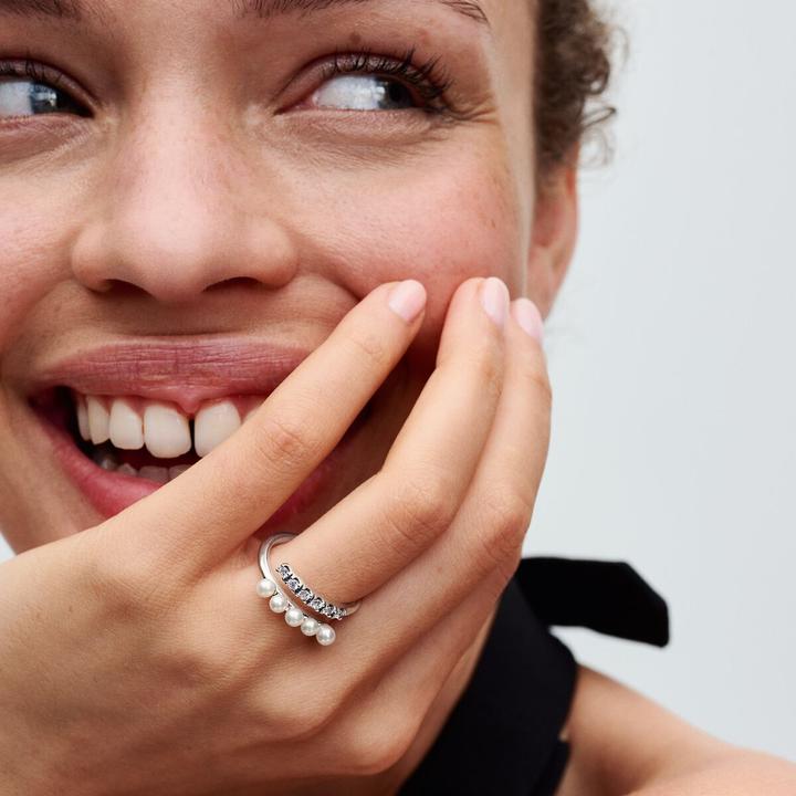 Immagine prodotto Pandora Anello aperto con perle coltivate d'acqua dolce e pavé trattati (56, 925 Argento)