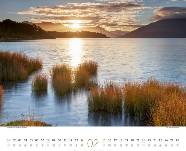 Actual product image Wasser Kalender 2026 (54 x 48 cm, Hardcover, German, French, English)
