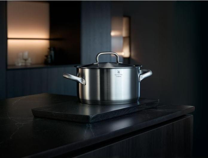 Image du produit WMF Gourmet Plus (20 cm, Casserole, Acier inoxydable)