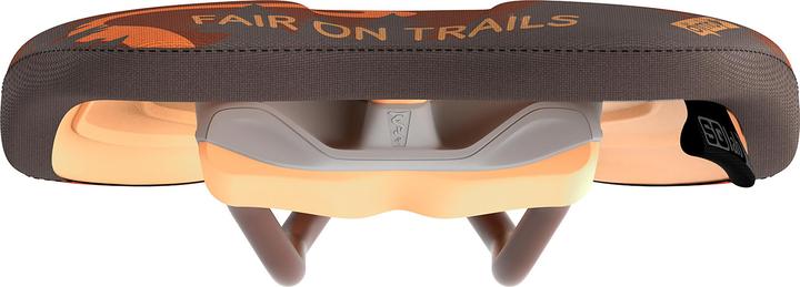 Actual product image Sqlab Saddle 611 Ergowave active 2.1. ltd. - Fair on Trails