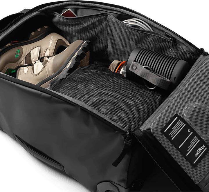 Actual product image D_b_ Hugger Roller Bag Carry-on (40 l, M (50 - 90l))