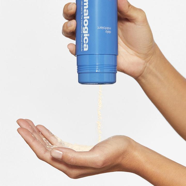 Produktbild Dermalogica Daily Milkfoliant Calming Oat-Based Powder Exfoliant (Peeling)