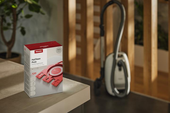 Produktbild Miele FJM HyClean Pure Staubbeutel (4 x)