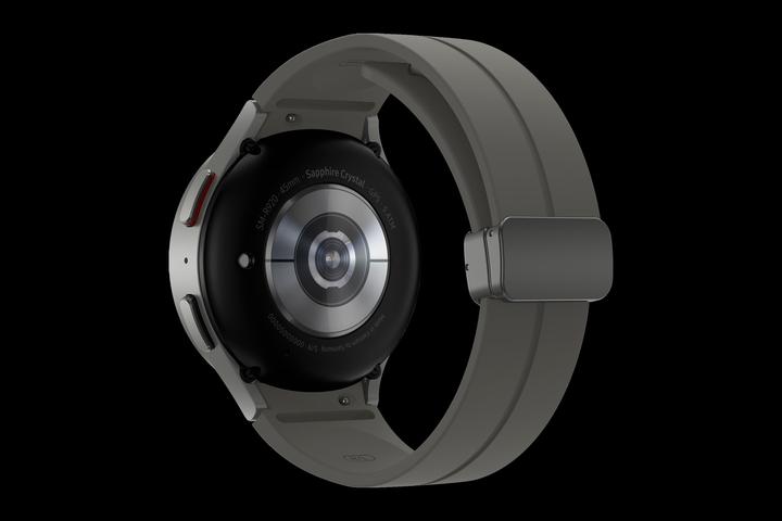 Actual product image Samsung Galaxy Watch5 Pro BT (45 mm, WLAN only)