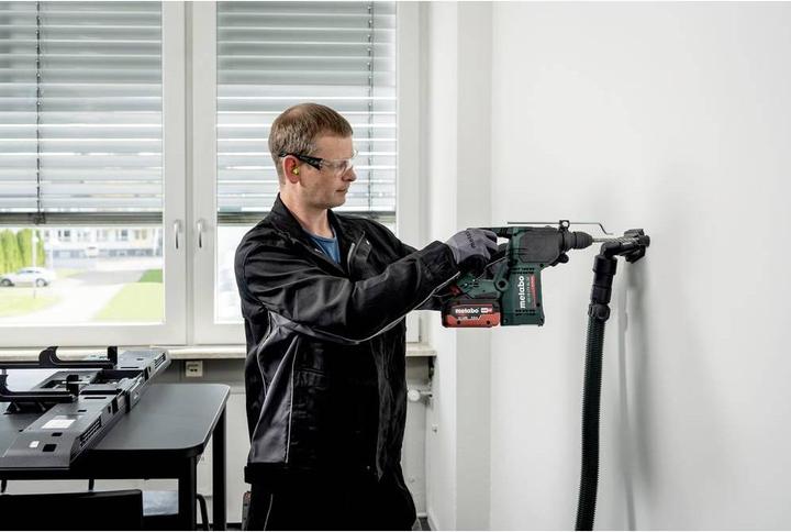 Actual product image Metabo KH 18 LTX BL 24 (Rechargeable battery operated)