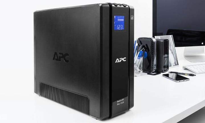Immagine prodotto APC Back-UPS PRO 1500 GR SchuKo - UPS (865 Watt) (1500 VA, 865 W, Interattivo linea UPS)